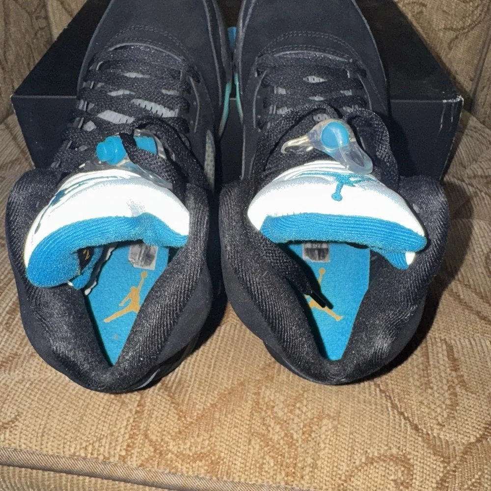 Air Jordan Retro 5 Aqua Men's Size 8 High Top Sneakers Excellent Condition W/Box